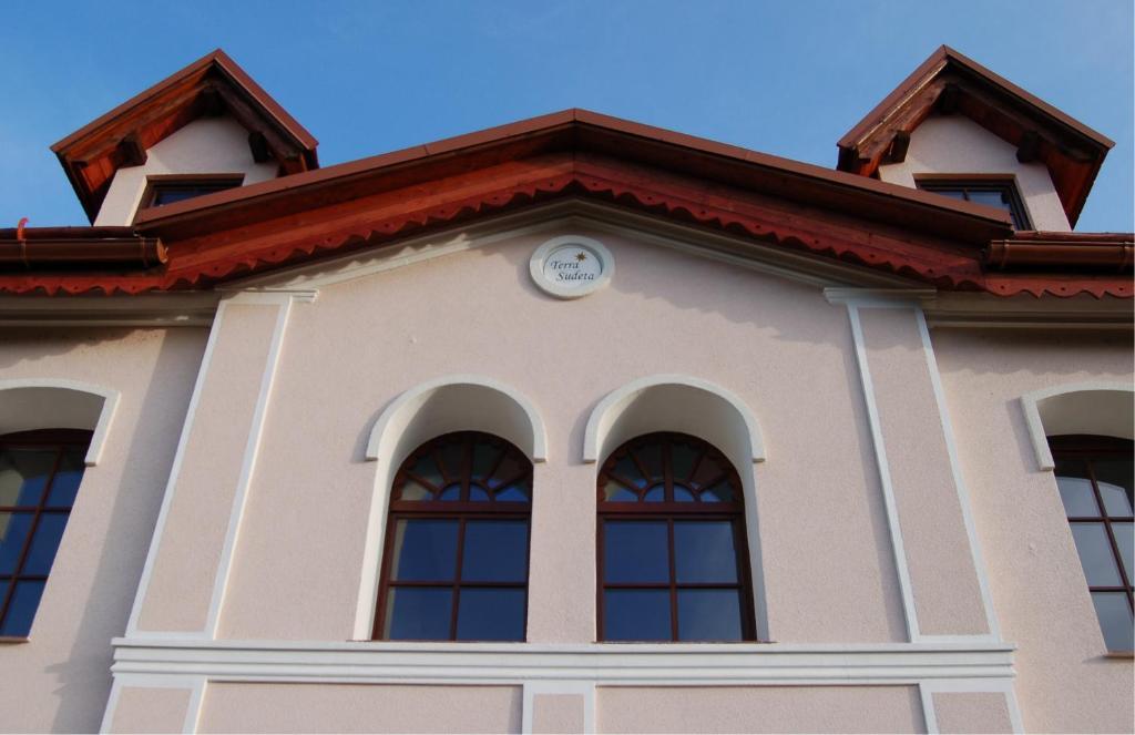 Rezydencja Terra Sudeta Bed & Breakfast Miedzylesie  Exterior photo